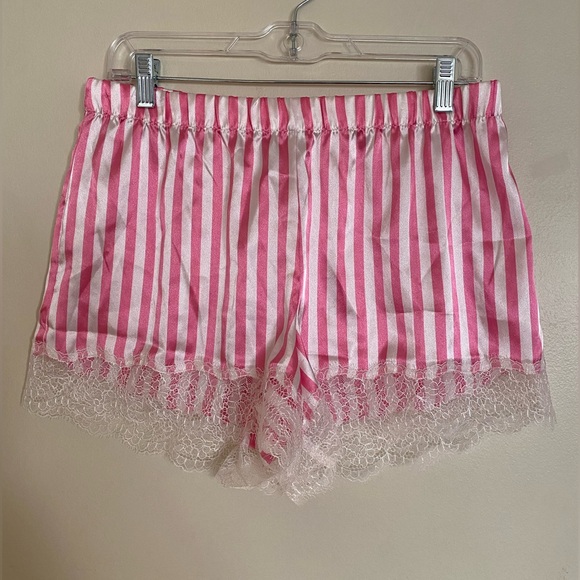 Victoria’s Secret Sleep Shorts - Picture 1 of 4